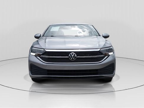 Used 2022 Volkswagen Jetta S FWD image 2