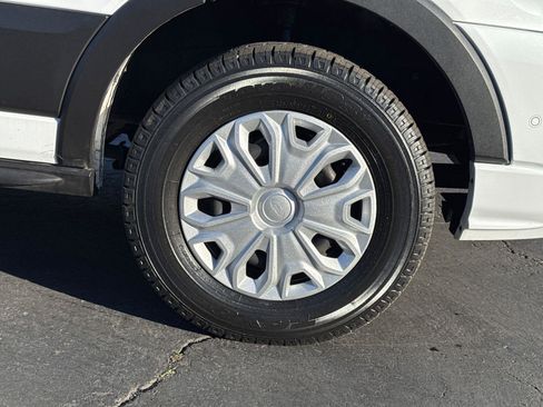 Used 2023 Ford Transit 350 XLT image 6