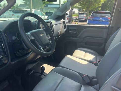 Used 2015 Chevrolet Silverado 3500 W/T AWD/4WD image 10