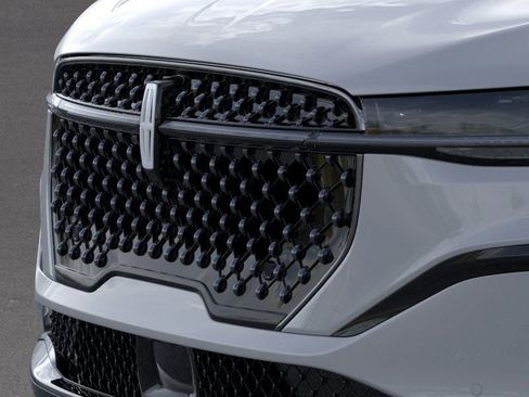 New 2026 Lincoln Nautilus Reserve w/ Jet Appearance Package image 39