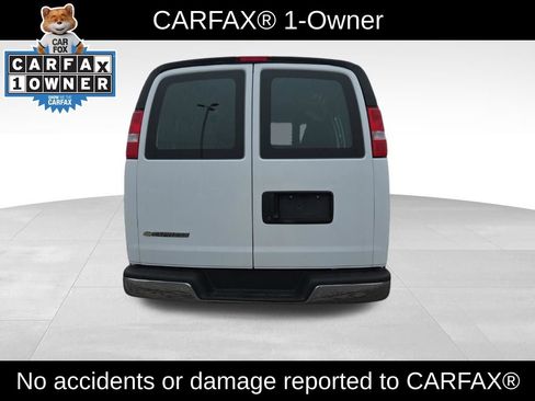Used 2024 Chevrolet Express 2500 w/ Driver Convenience Package image 4
