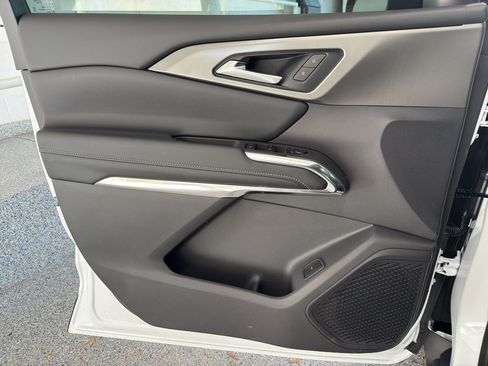 New 2026 Chevrolet Traverse LT image 22