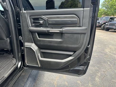 Certified 2022 RAM 2500 Limited w/ Body Color Bumper Group AWD/4WD image 19