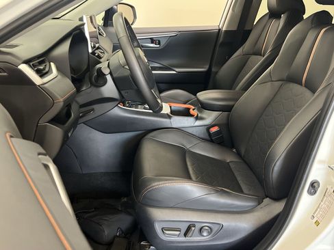 Used 2024 Toyota RAV4 Adventure AWD/4WD image 12