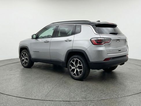 Used 2025 Jeep Compass Limited AWD/4WD image 6