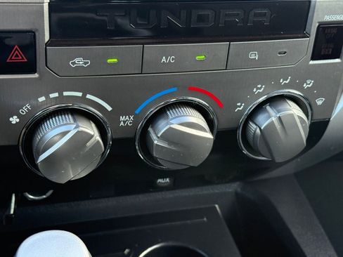 Used 2016 Toyota Tundra SR5 w/ SR5 Upgrade Package image 19