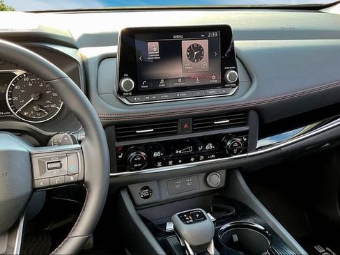 New 2026 Nissan Rogue SV AWD/4WD image 6