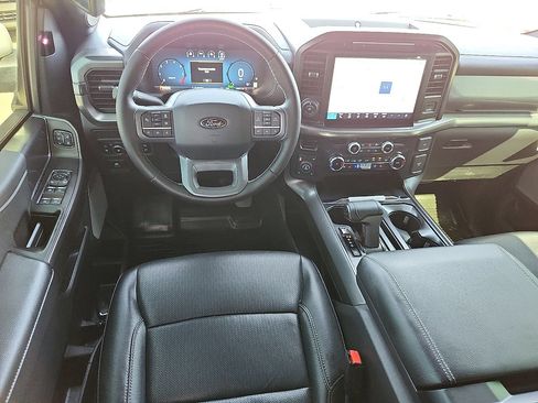 Used 2025 Ford F150 Lariat w/ Equipment Group 501A Mid AWD/4WD image 8