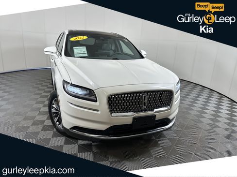 Used 2022 Lincoln Nautilus Reserve image 1