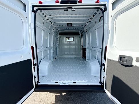 New 2026 RAM ProMaster 2500 w/ Safety Group FWD image 23