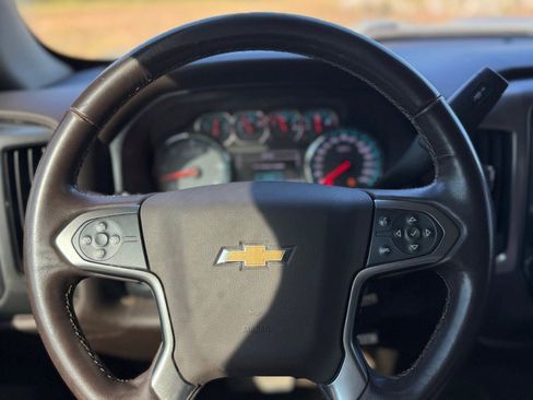 Used 2018 Chevrolet Silverado 1500 LT w/ Texas Edition image 11