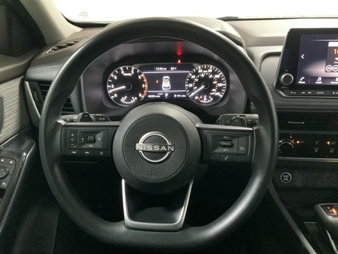 Used 2023 Nissan Rogue S AWD/4WD image 19