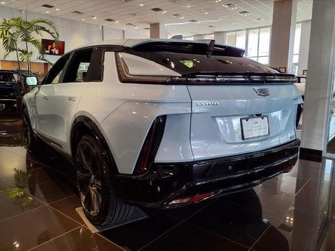 New 2025 Cadillac Lyriq Sport w/ Nappa Leather Package image 7