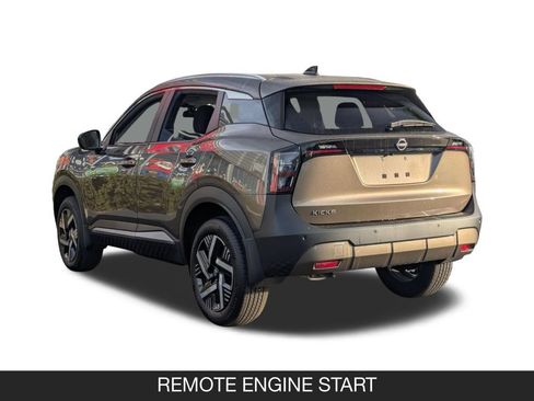 Used 2026 Nissan Kicks SV FWD image 7