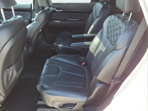 Used 2022 Hyundai Palisade Calligraphy image 12