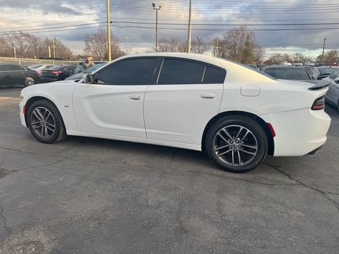 Used 2018 Dodge Charger GT image 3