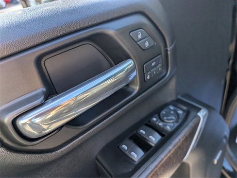 Used 2020 GMC Sierra 2500 Denali w/ Denali Ultimate Package image 14