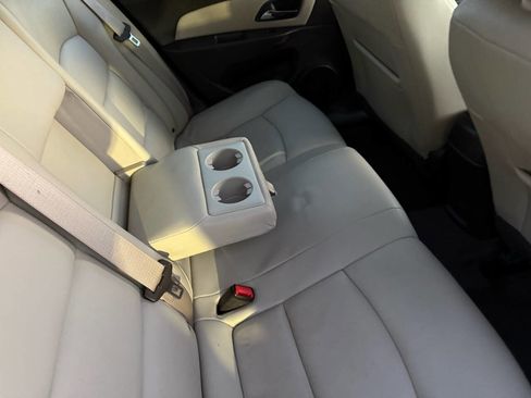 Used 2014 Chevrolet Cruze Diesel image 24