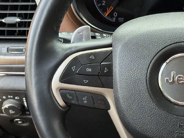 Used 2015 Jeep Grand Cherokee Summit w/ Platinum Series Group AWD/4WD image 12