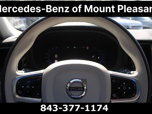 Used 2025 Volvo XC60 B5 Plus w/ Protection Package Premier image 24