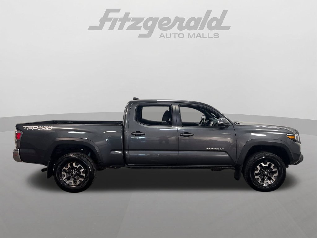 Used 2021 Toyota Tacoma TRD Off-Road AWD/4WD image 7