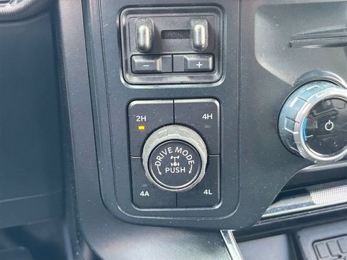 Used 2025 Ford F150 Raptor AWD/4WD image 20