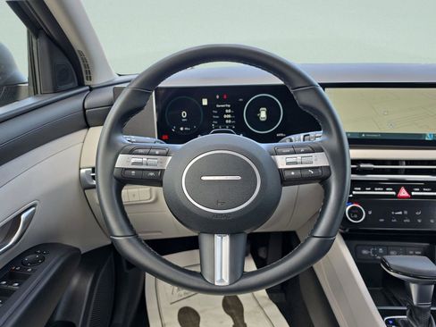 New 2025 Hyundai Tucson SEL image 19