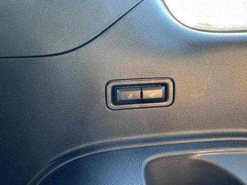 Used 2024 Ford Expedition Platinum image 44