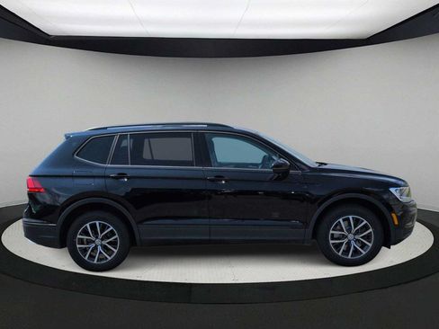 Used 2021 Volkswagen Tiguan S FWD image 9