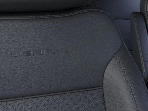 New 2026 GMC Yukon Denali image 21