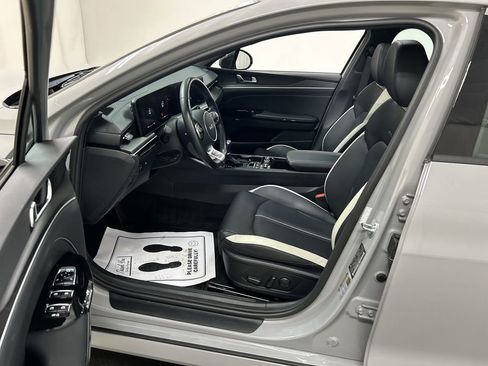 Certified 2025 Kia K5 GT-Line w/ GT-Line Premium Package image 9