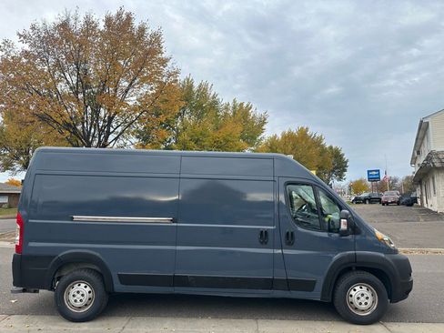 Used 2018 RAM ProMaster 2500 image 5
