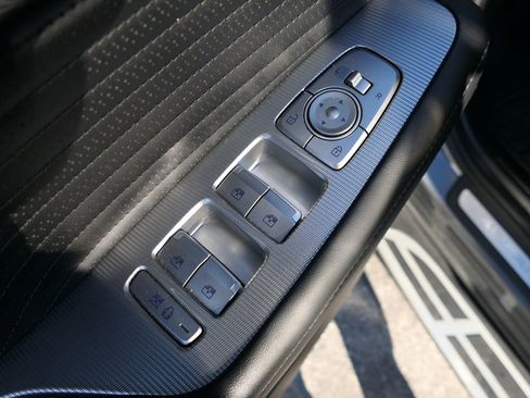 Used 2024 Hyundai Palisade Calligraphy image 13