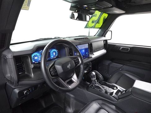 Certified 2025 Ford Bronco Badlands image 13