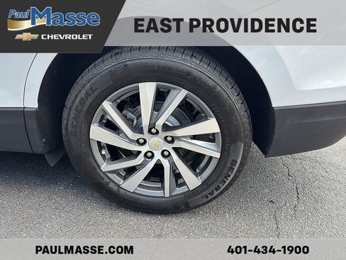Certified 2022 Chevrolet Equinox Premier w/ LPO, Cargo Package FWD image 8