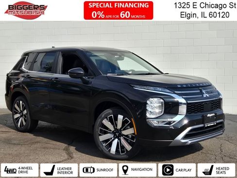 New 2025 Mitsubishi Outlander SE image 1