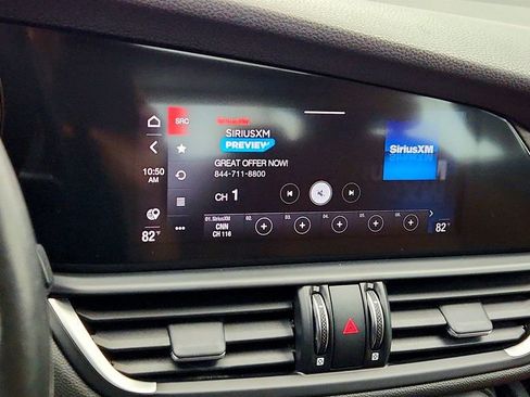 Used 2022 Alfa Romeo Giulia Ti image 19