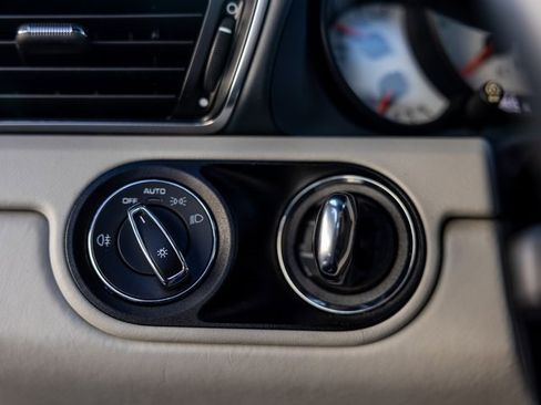 Used 2017 Porsche 911 Carrera S image 39