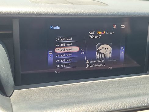 Used 2019 Lexus IS 300 w/ Accessory Package 2 RWD image 28