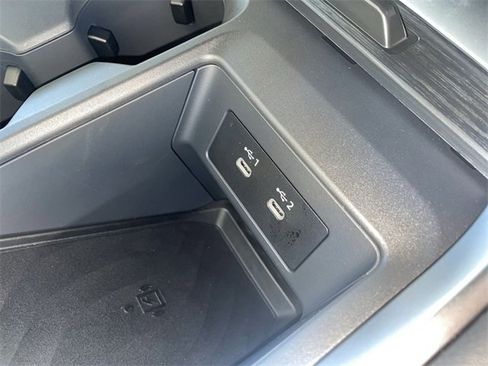 New 2026 Nissan Armada SL w/ Captain's Chari Seat Package image 33