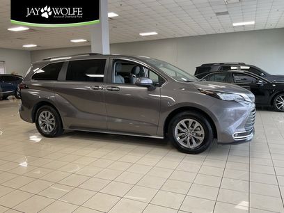 Used 2023 Toyota Sienna XLE