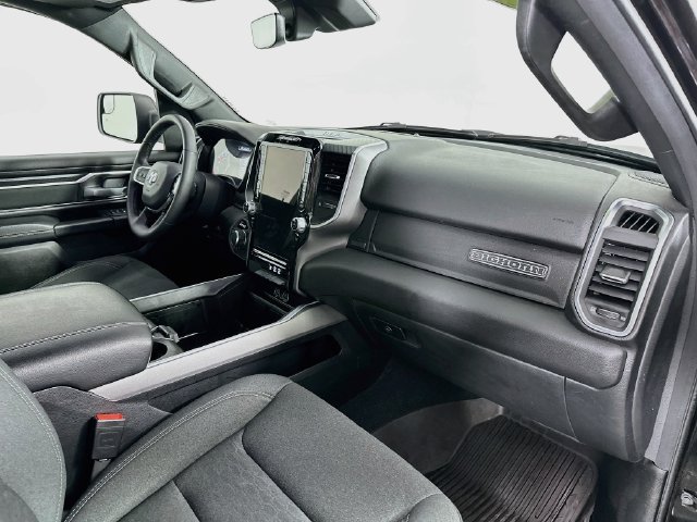 Used 2025 RAM 1500 Big Horn AWD/4WD image 30
