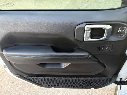 Used 2021 Jeep Wrangler Unlimited Rubicon 4xe w/ Steel Bumper Group image 25