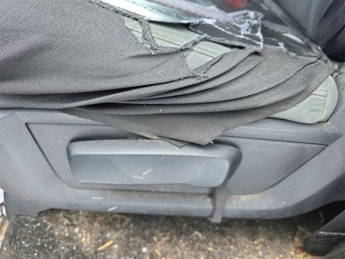 Used 2015 RAM 1500 Express image 13