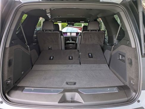 Certified 2026 Cadillac Escalade 4WD image 14