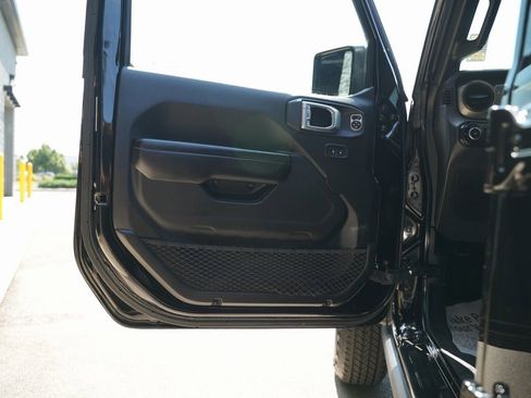 Used 2021 Jeep Wrangler Unlimited Sport image 34