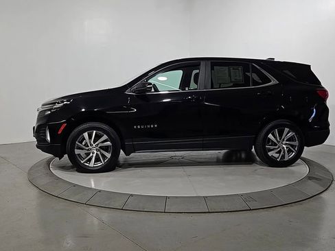 Used 2023 Chevrolet Equinox LT AWD/4WD image 2