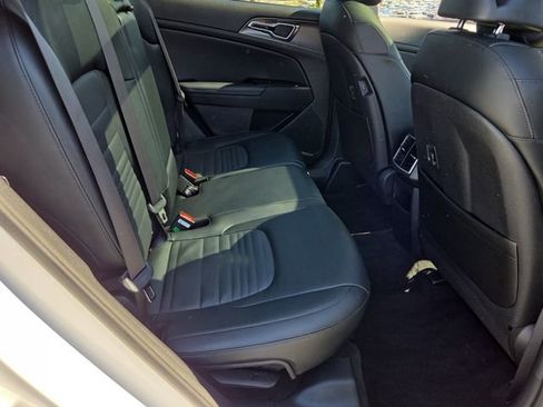 Used 2023 Kia Sportage SX FWD image 17