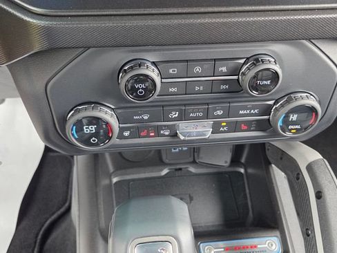 Used 2021 Ford Bronco First Edition AWD/4WD image 20