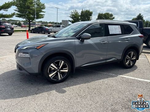 Used 2021 Nissan Rogue SL w/ Premium Package FWD image 14